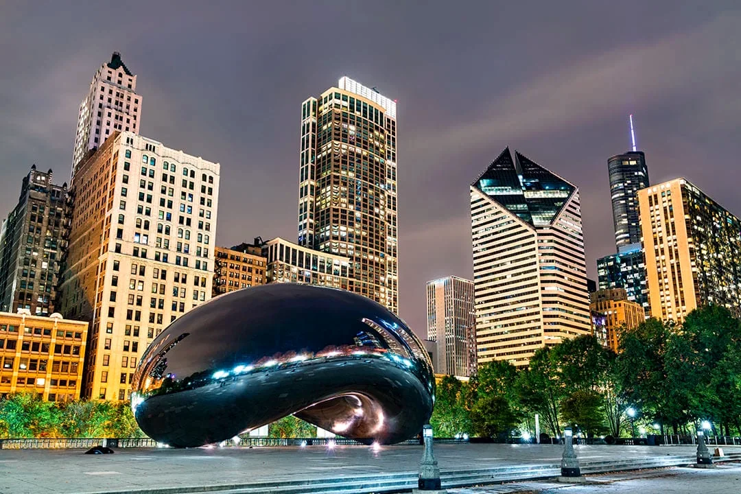 Cloud Gate in Millennium Park at night, a favorite Chicago wedding photo stop